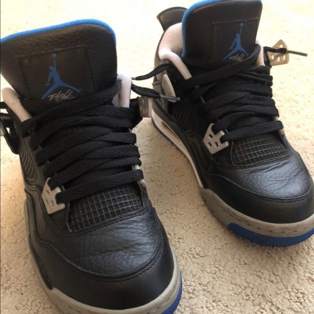 Jordan 4
